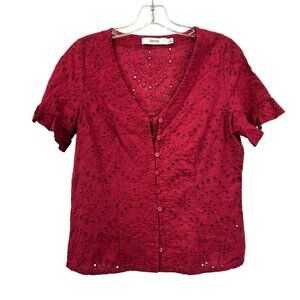 JUSTFAB Short Sleeve V-Neck Cutout Doily Button Up Top Burgundy Cropped Medium